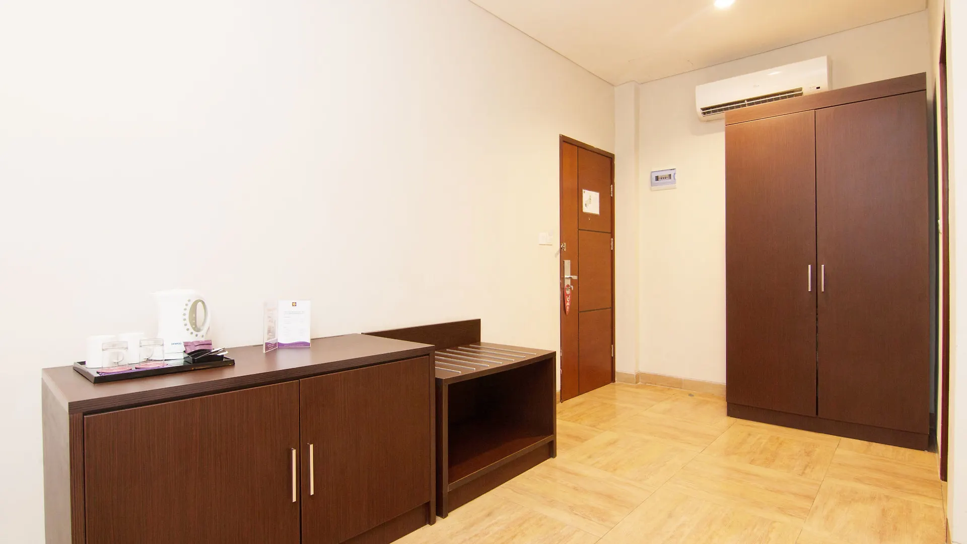 Zen Rooms Kuta Sentral Parkir 1 Hotel Kuta (Bali)
