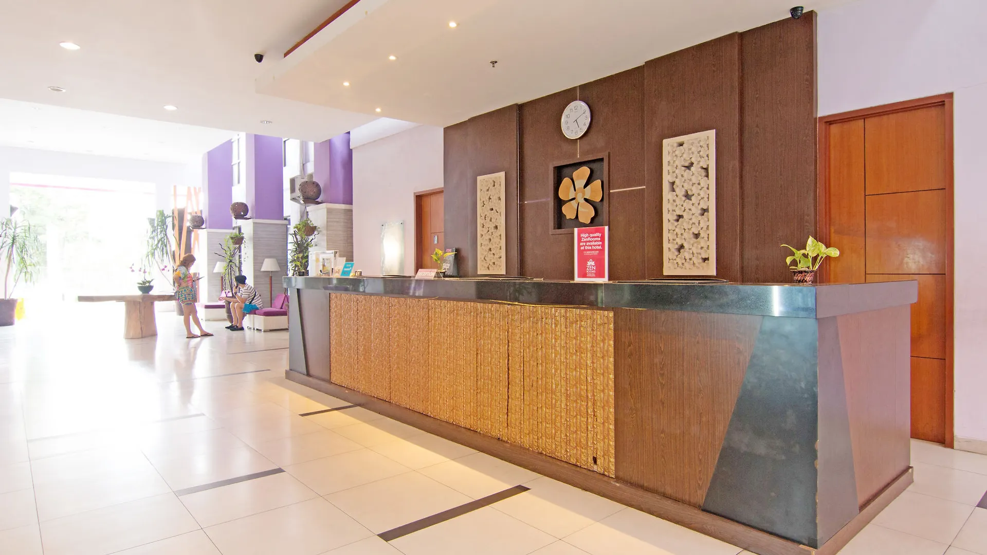 Zen Rooms Kuta Sentral Parkir 1 3*, Kuta (Bali)